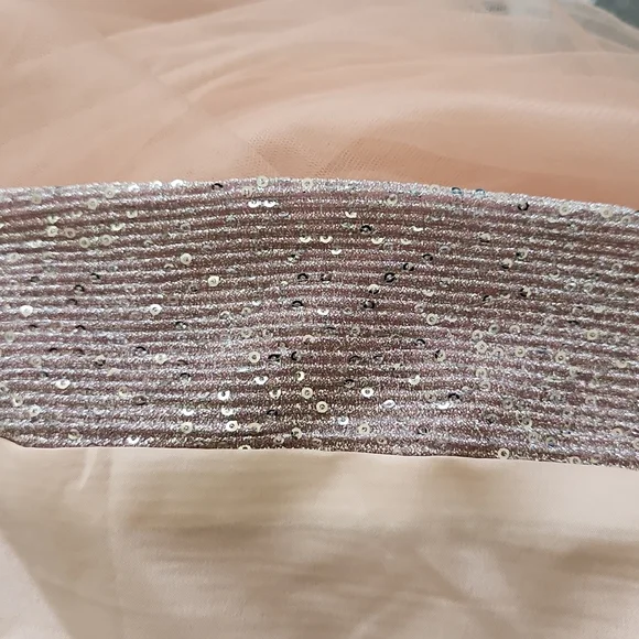 🎉HP🎉NWT Custom Pink/silver sequin tulle slit one-shoulder evening gown 10-12